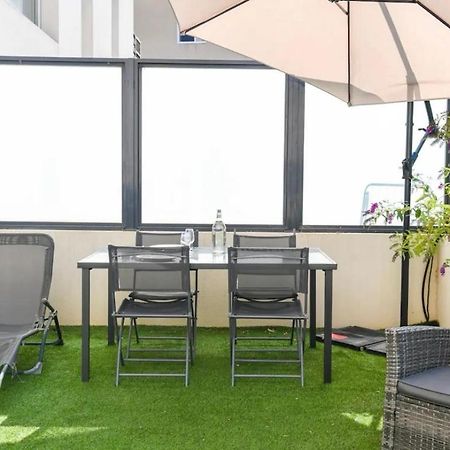 Superbe Appartement Avec Terrasse, Piscine & Parking Prive A Marseilles Exterior foto