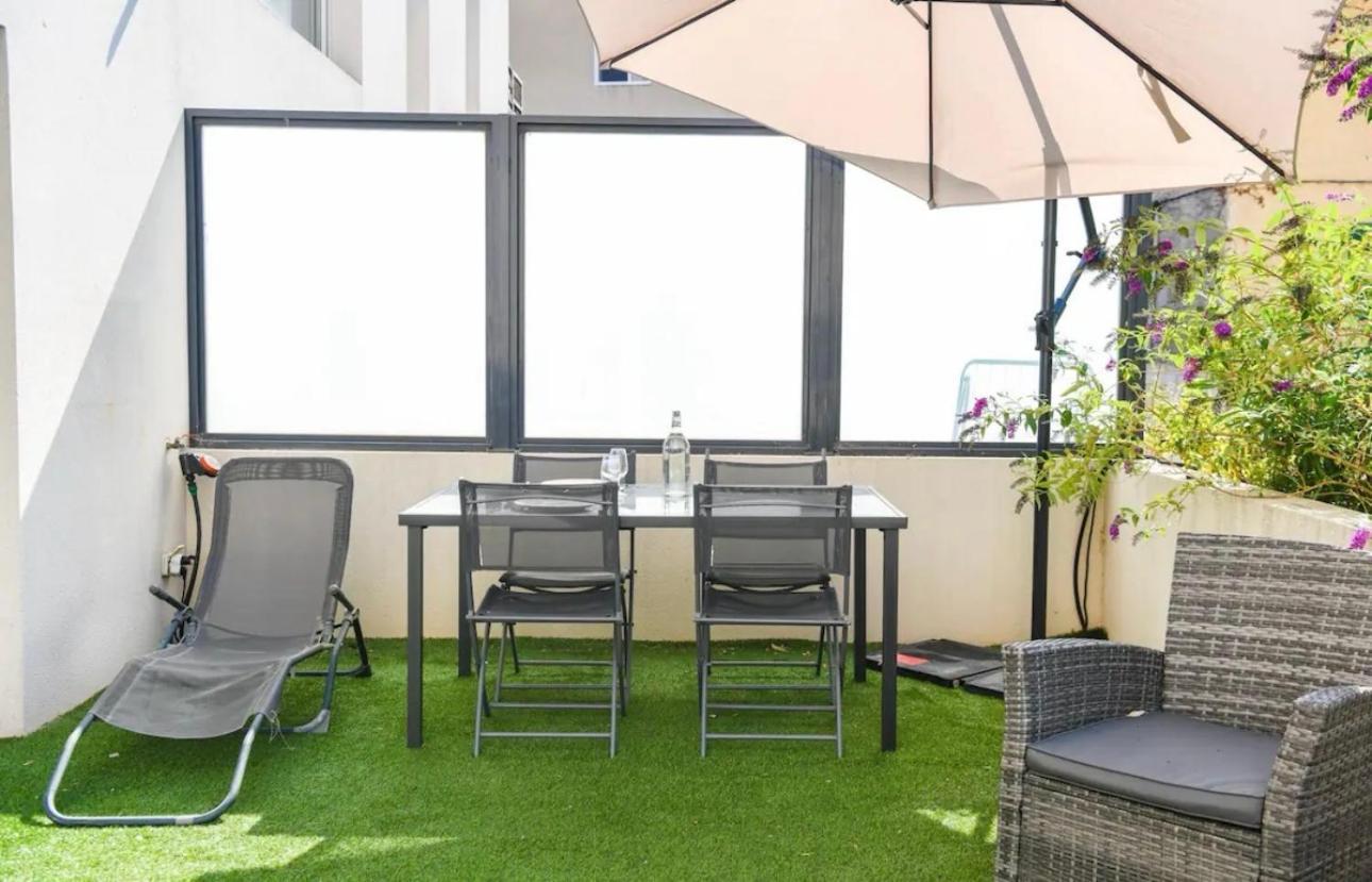 Superbe Appartement Avec Terrasse, Piscine & Parking Prive A Marseilles Exterior foto