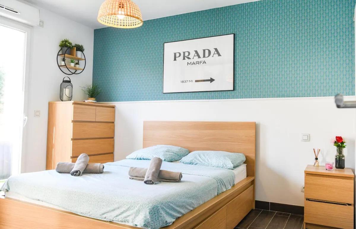 Superbe Appartement Avec Terrasse, Piscine & Parking Prive A Marseilles Exterior foto