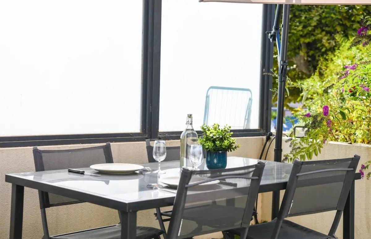 Superbe Appartement Avec Terrasse, Piscine & Parking Prive A Marseilles Exterior foto